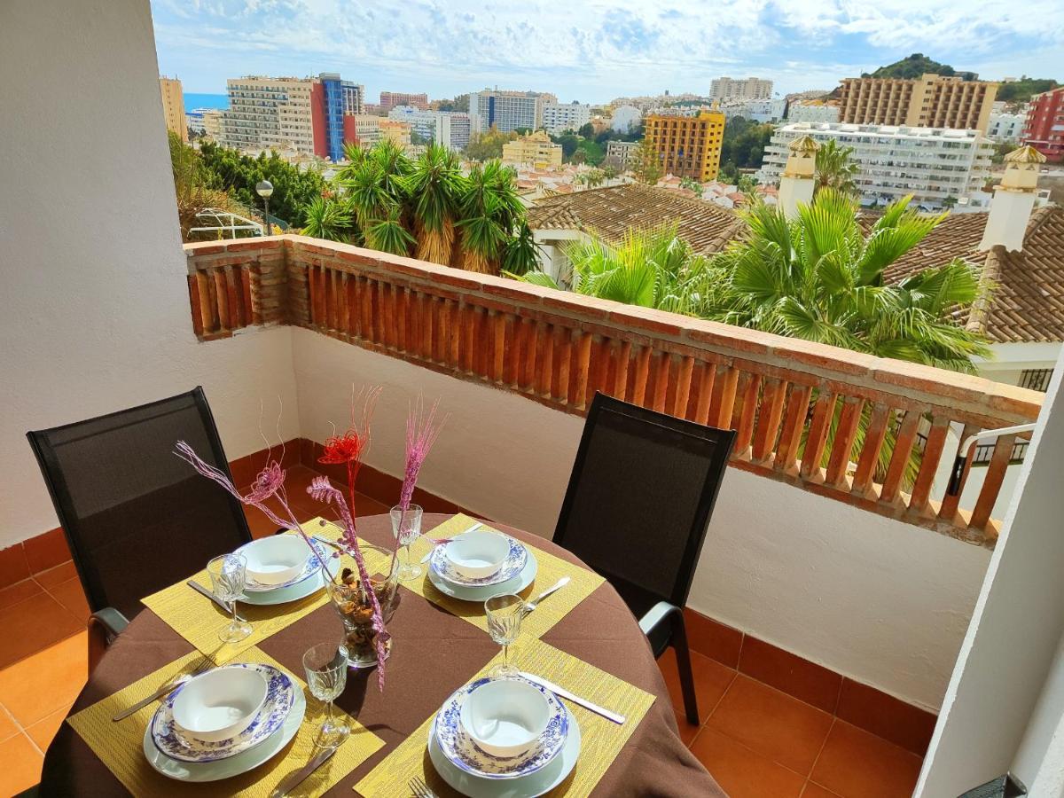2Bdr Sunny Apartment With Pool And Private Parking In Benalmádena Exterior foto