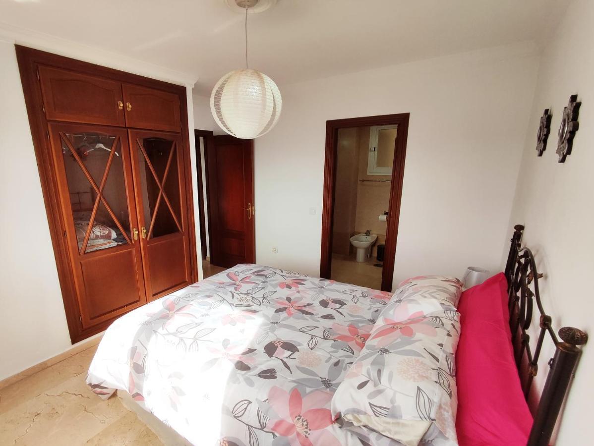 2Bdr Sunny Apartment With Pool And Private Parking In Benalmádena Exterior foto