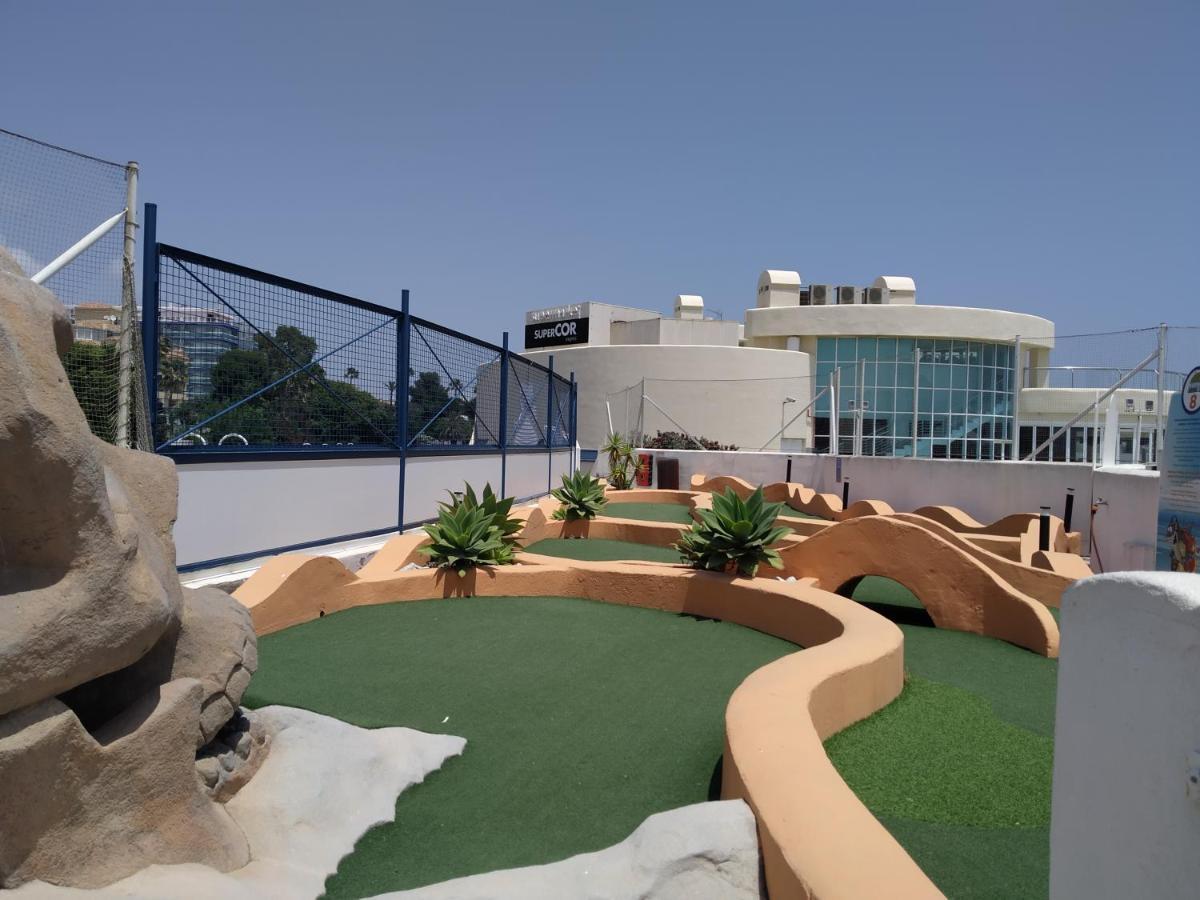 2Bdr Sunny Apartment With Pool And Private Parking In Benalmádena Exterior foto